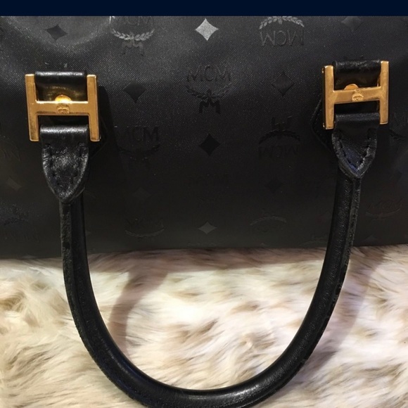 🖤MCM 💼 HOLIDAY BLOWOUT SALE!!! 🖤 - Picture 9 of 11